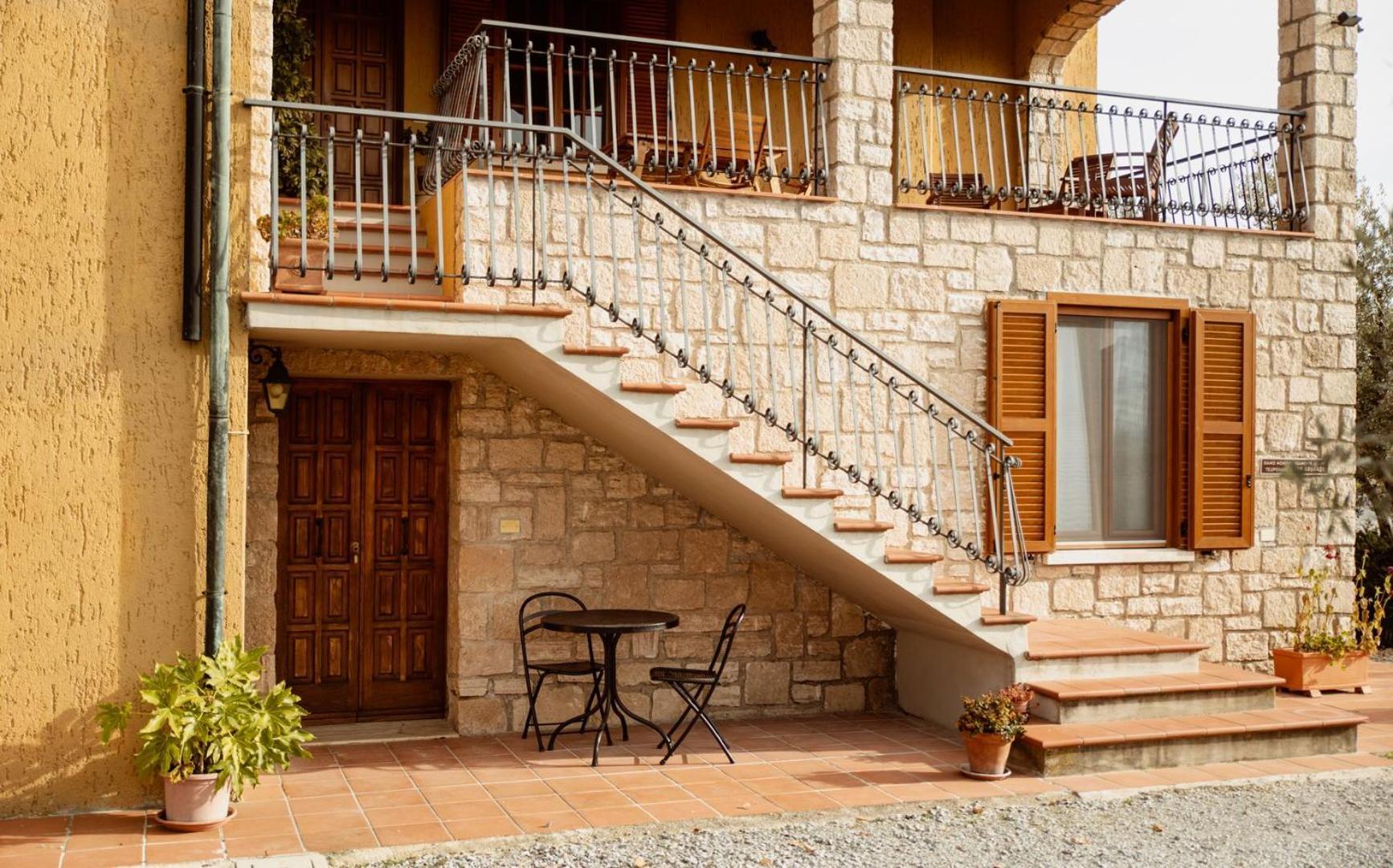 Agriturismo La Sede Di Carlo Saturnia Exterior photo